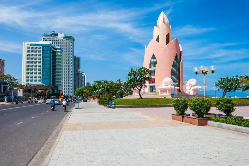Den Long Do Hotel Nha Trang Kültér fotó