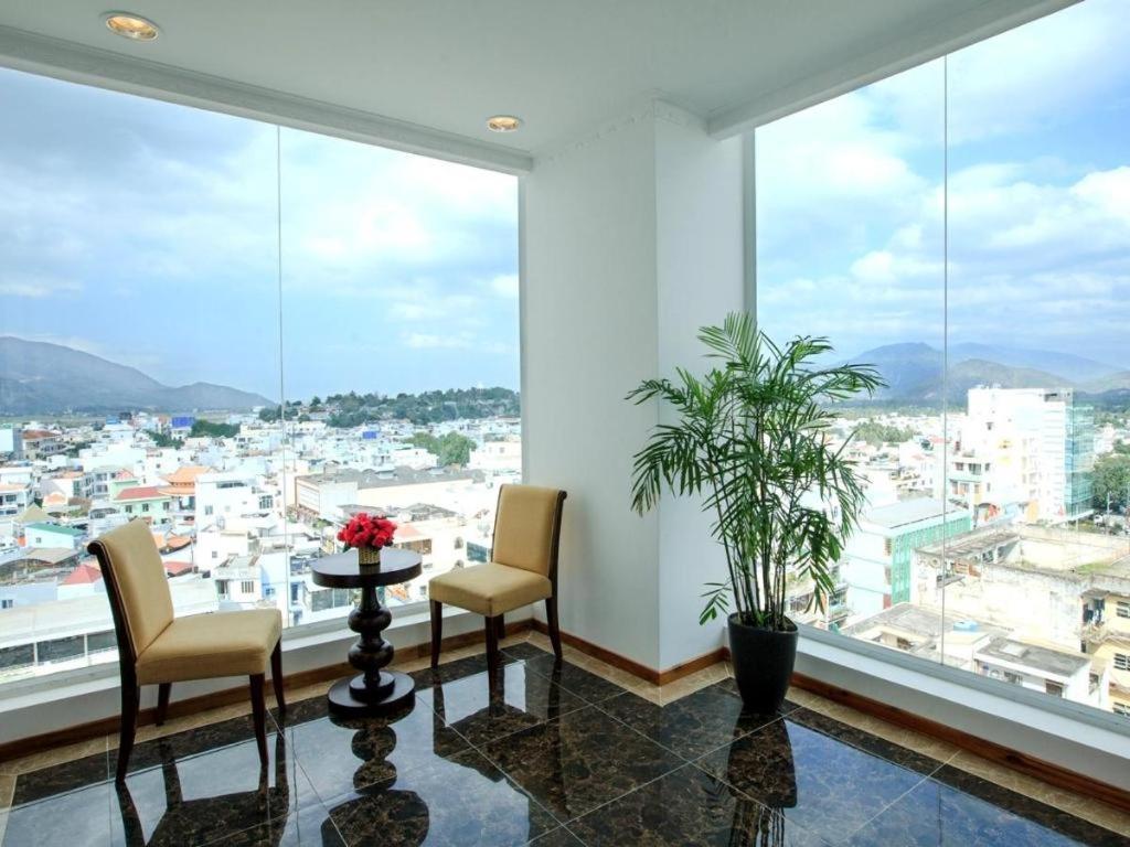 Den Long Do Hotel Nha Trang Kültér fotó