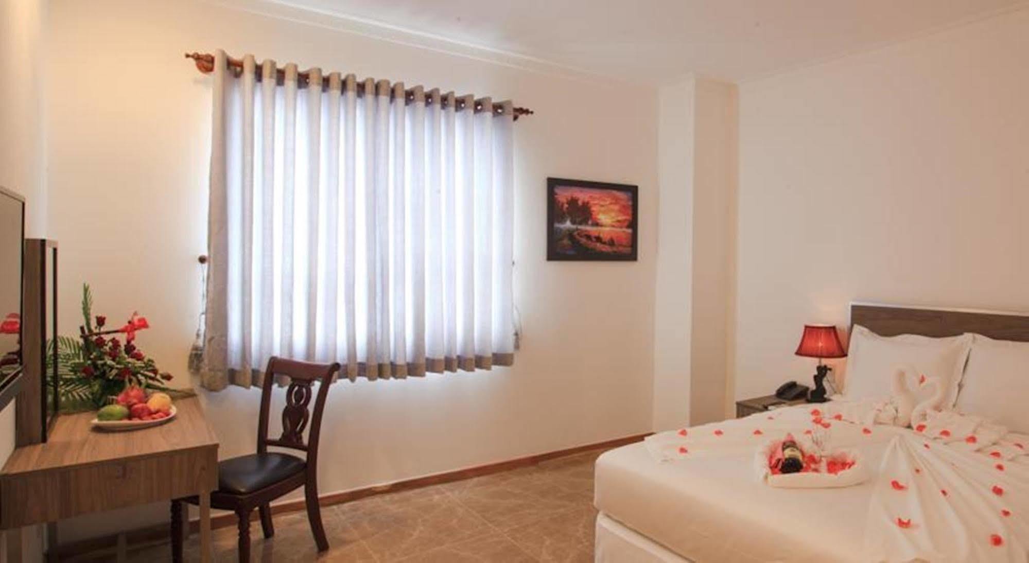 Den Long Do Hotel Nha Trang Kültér fotó