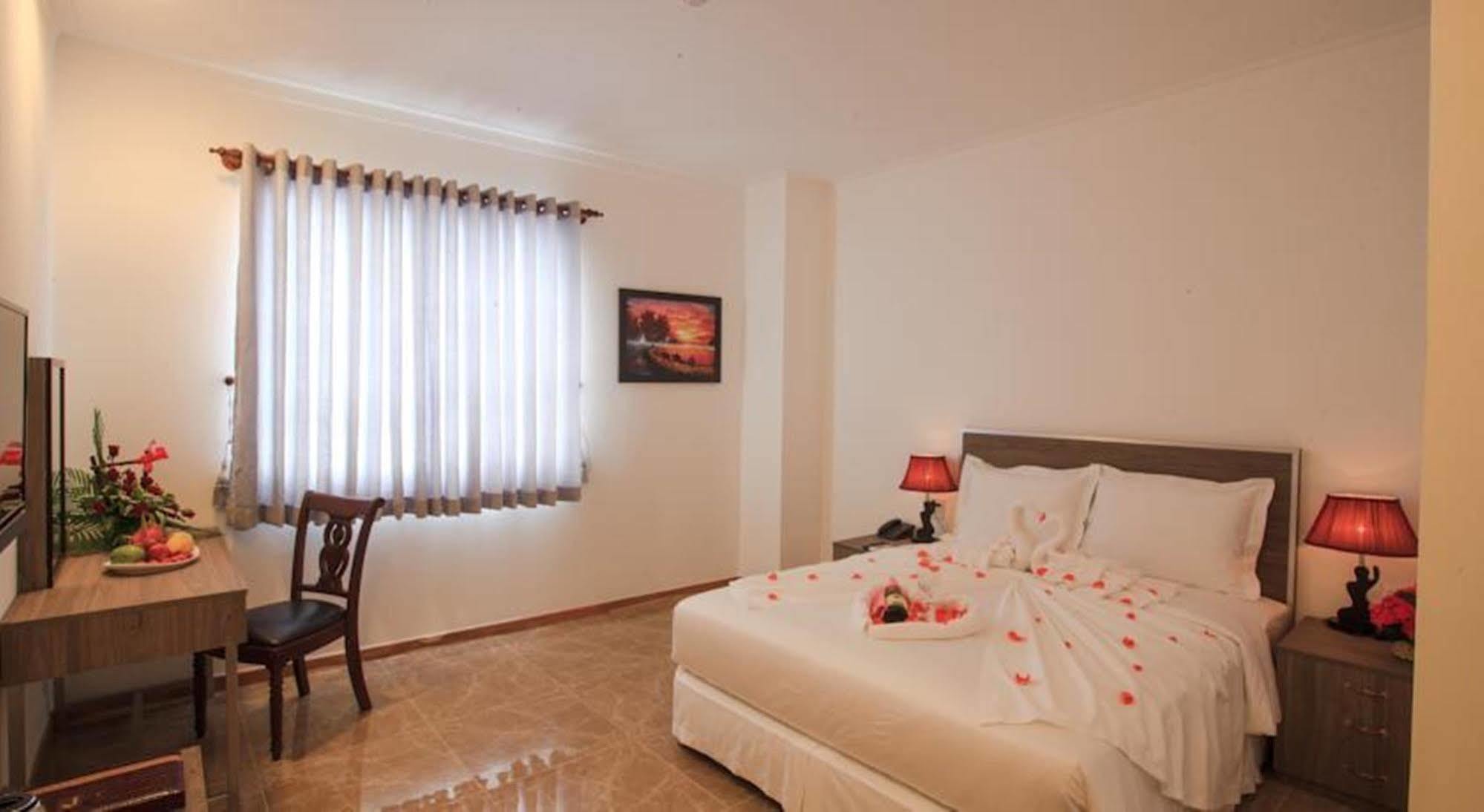 Den Long Do Hotel Nha Trang Kültér fotó