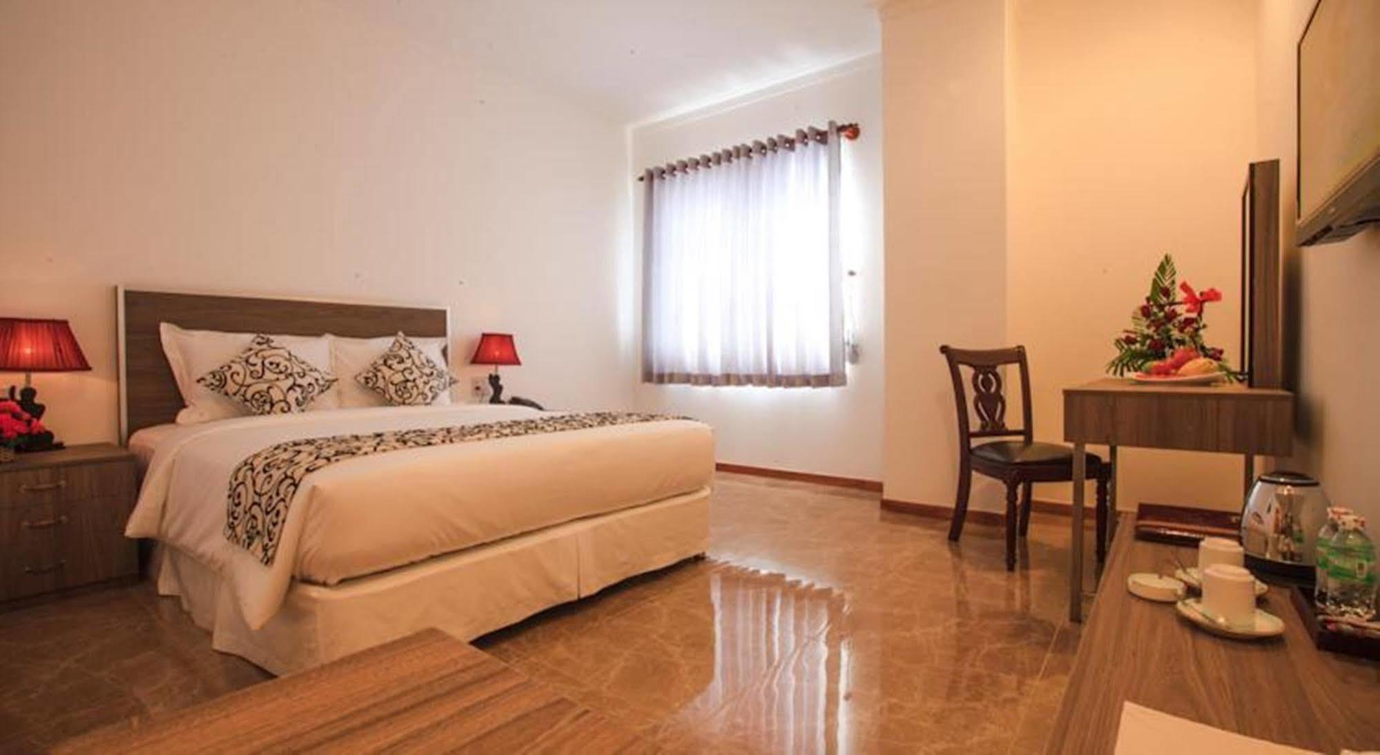 Den Long Do Hotel Nha Trang Kültér fotó